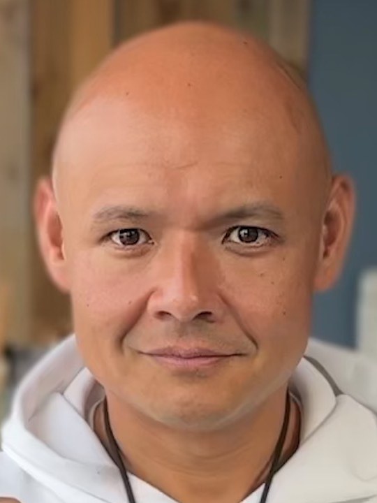 清水英治